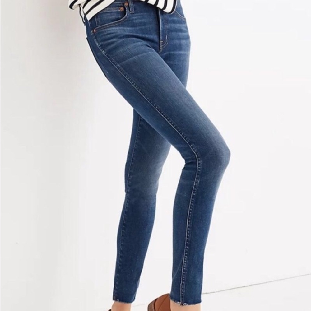 Madewell 10” High-Rise Skinny Crop Jeans: Destructed-Hem‎ Edition size 29